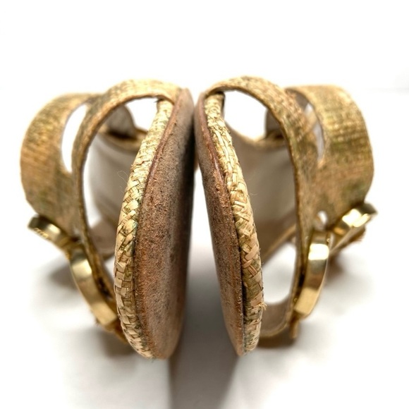Vintage STUART WEITZMAN Raffia and Gold Metal Heeled Sandals - Picture 8 of 16